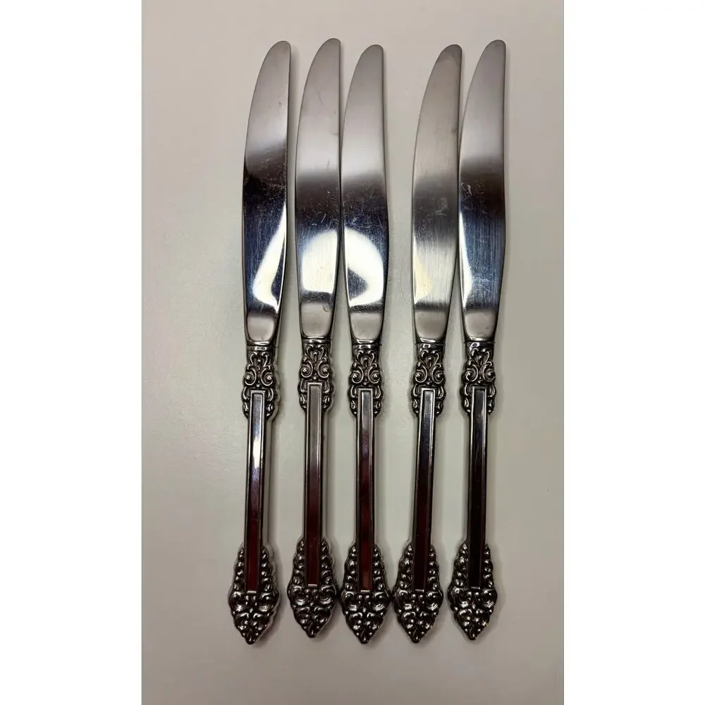 Oneida Heirloom Rembrandt Dinner Knives 9 1/8” Stainless Vintage Set of 5
